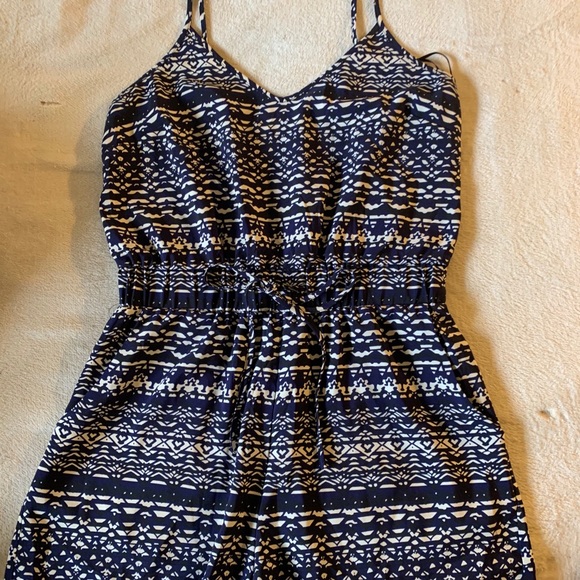 Cute Romper - Picture 2 of 3